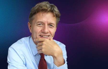 Dr. Schwab Richárd előadása: „Életmód és daganatprevenció – a bélflóra szerepe a rákmegelőzésben”